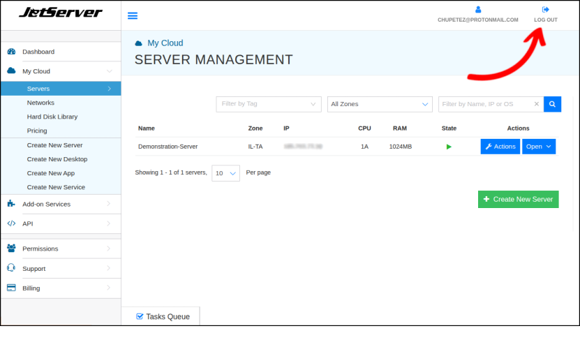 פאנל ניהול השרת. חץ אדום מצביע ל-Log Out בפינה הימנית העליונה של העמוד.
